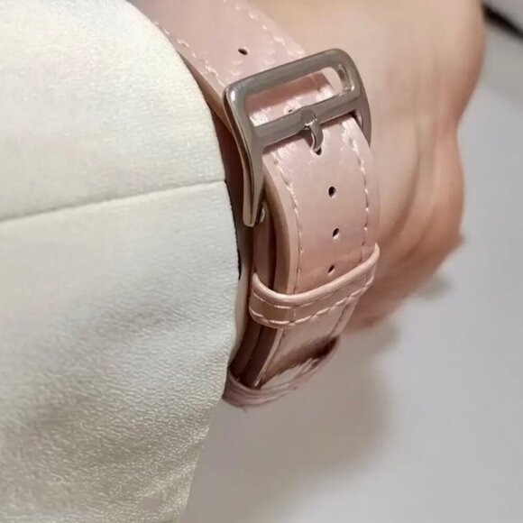 Chic Apple Watch Band - Picture 3 of 3